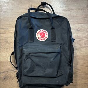 Fjallraven Kånken Black Backpack